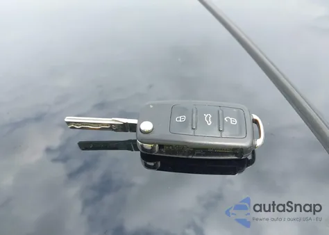 2013 Volkswagen Eos Sport из США, поврежденный, VIN WVWBW8AHXDV002955